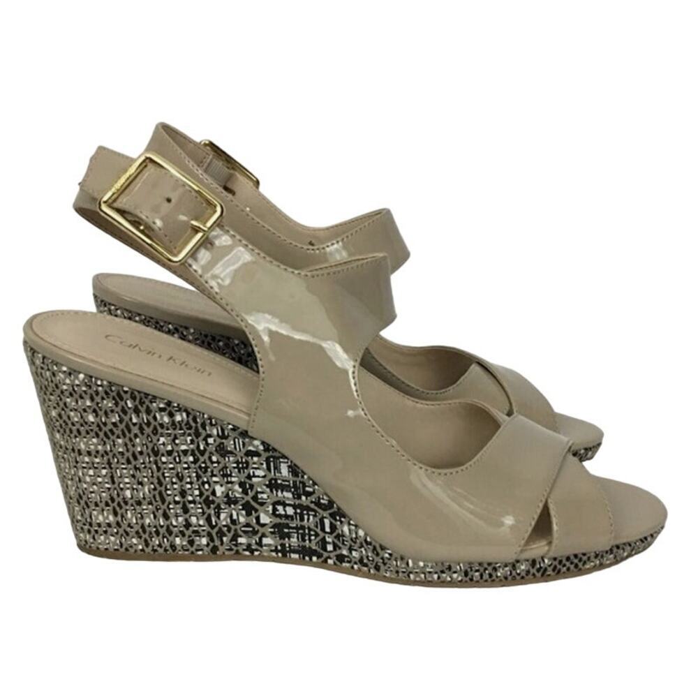 Calvin Klein Bahia Patent Cocoon Beige Wedge 3 inch Heel Sandals Shoes Size 8